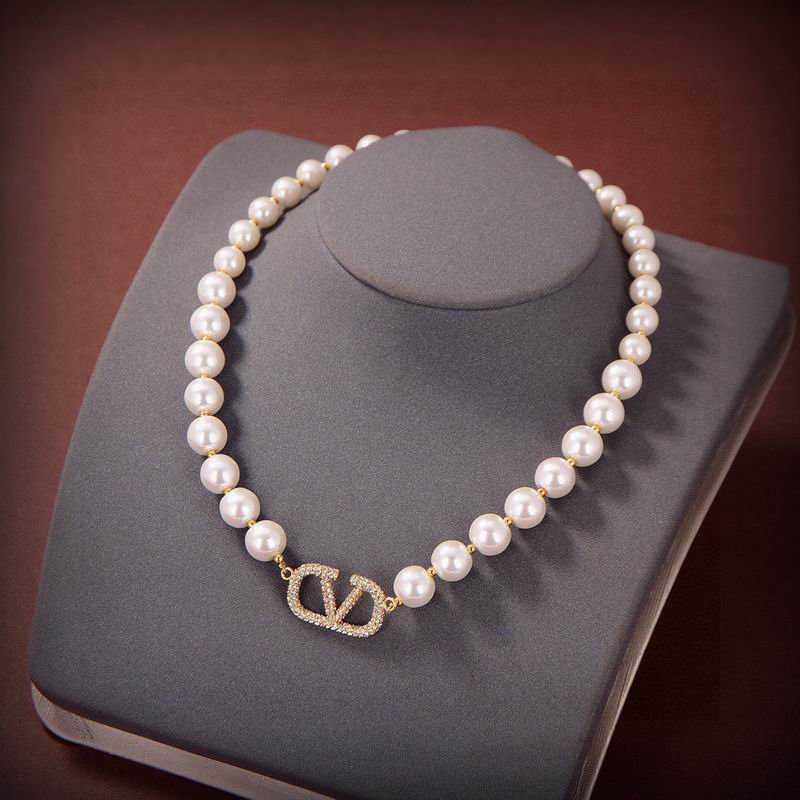 Valentino necklace 06yxh03
